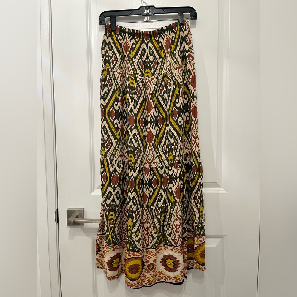 6/$32🛍️ Lily White | Boho Patterned Maxi Skirt, S